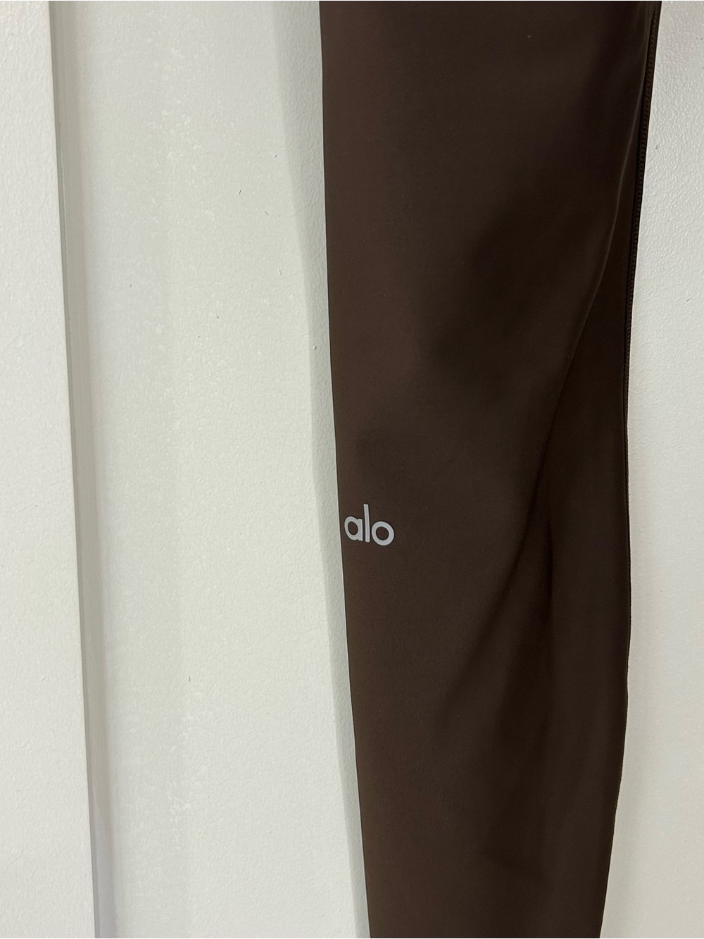 Alo Yoga High-Waist Airlift Legging 7/8 Length Brown Size Medium - Picture 7 of 10